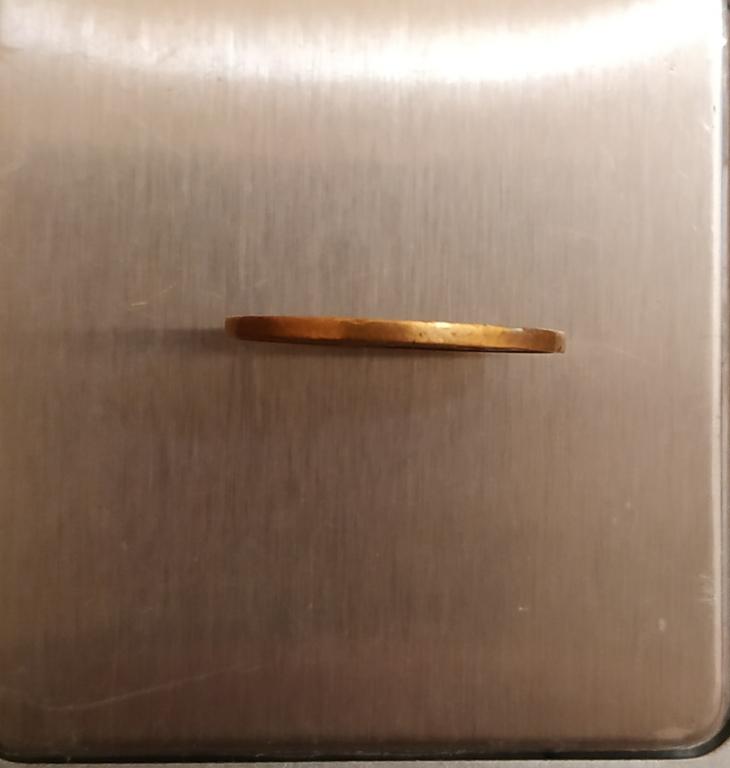 Терміново перевірте &quot;копілки&quot;: за цю монету ви можете виручити 5 тисяч (фото)